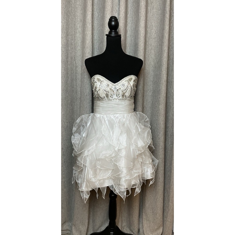 Cinderella Homecoming Prom‎ Cocktail Dress Size 10 Short Luxe Rhinestones Beaded